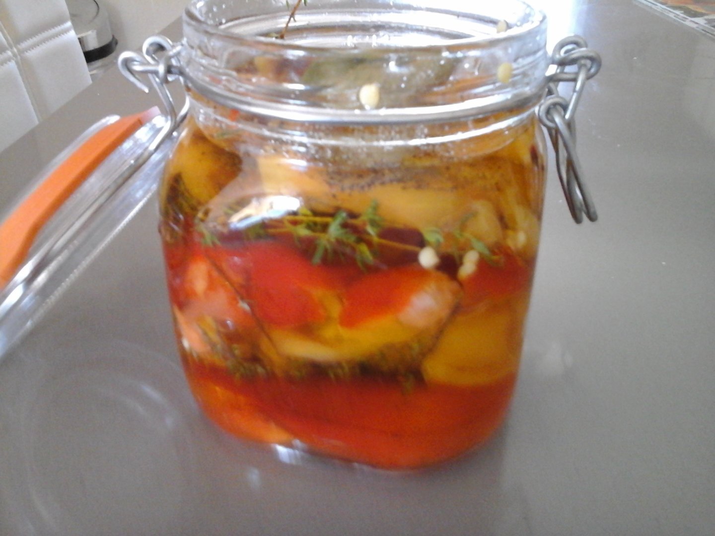 Poivrons marinés à l'huile d'olive, Recette Ptitchef