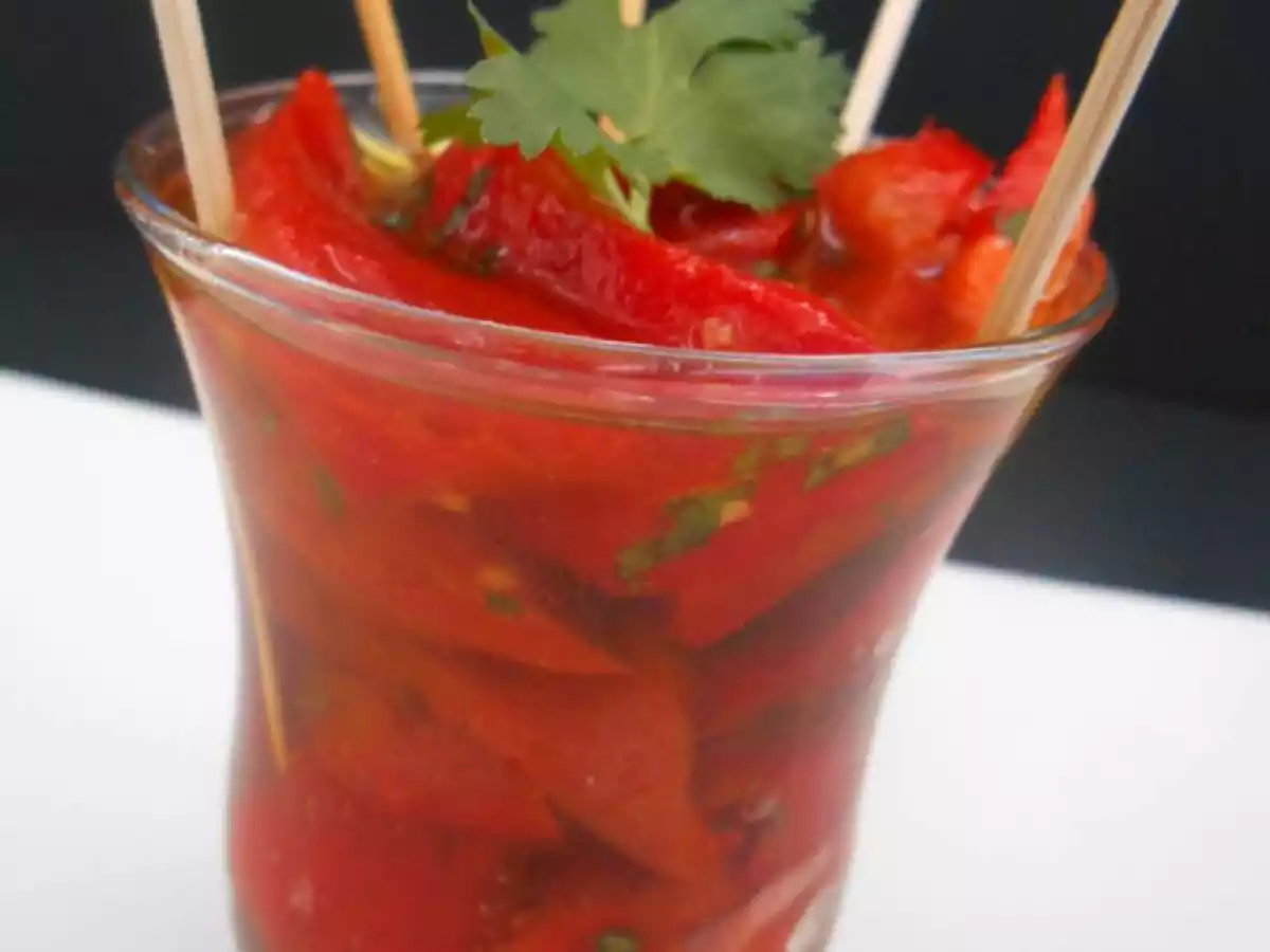 POIVRONS MARINÉS A LA CORIANDRE