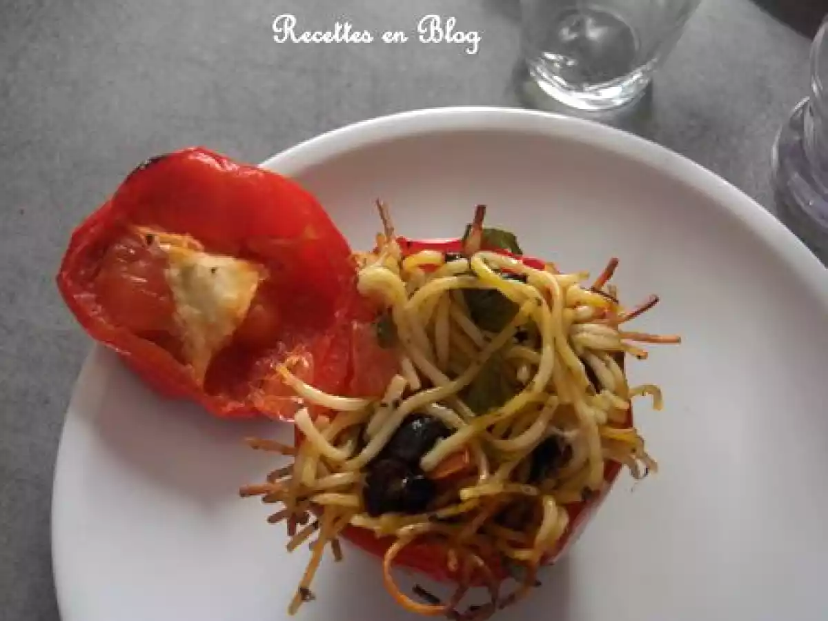 POIVRONS ROUGES FARCIS AUX SPAGHETTIS - photo 3