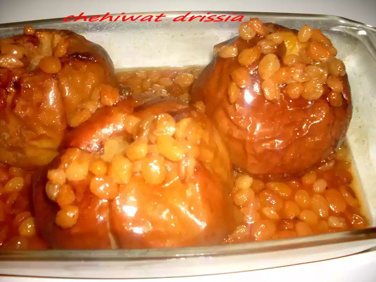 pommes au four aux raisins secs