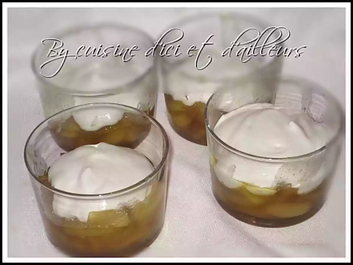 Pommes caramélisées et sa mousse de fromage blanc