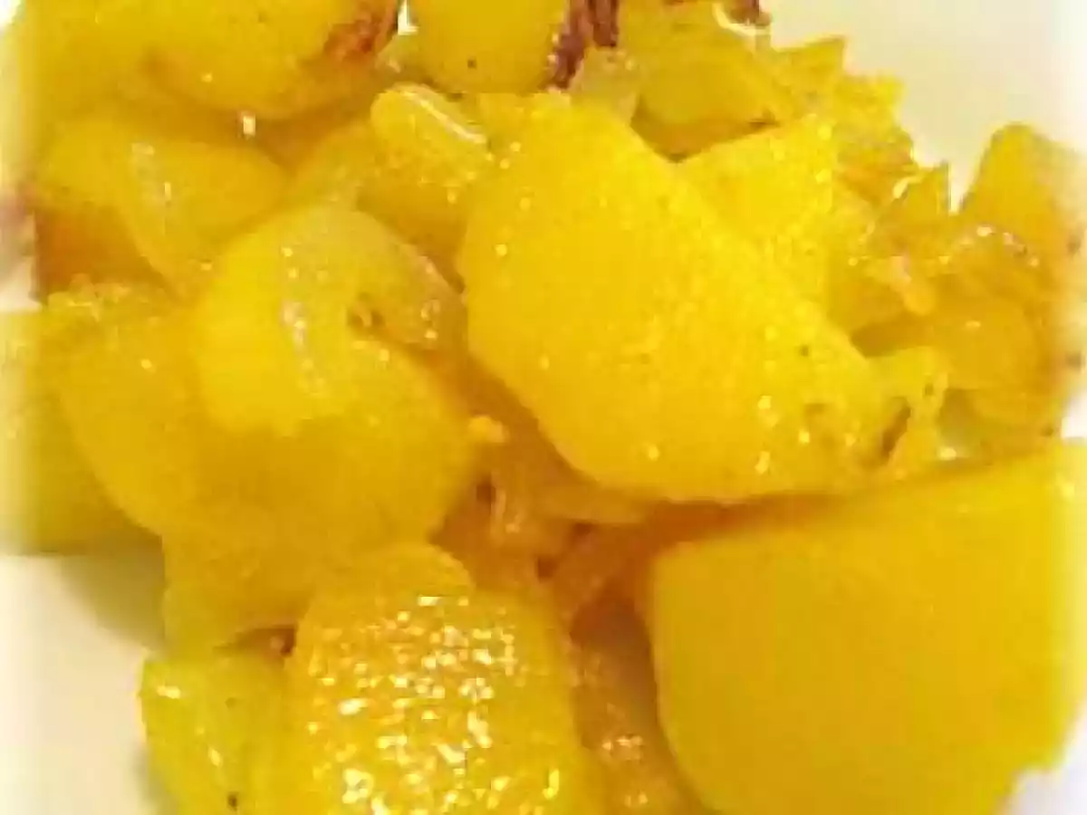 Pommes de terre aux oignons et au curcuma