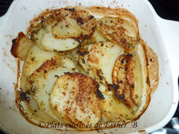 Pommes de terre boulangère