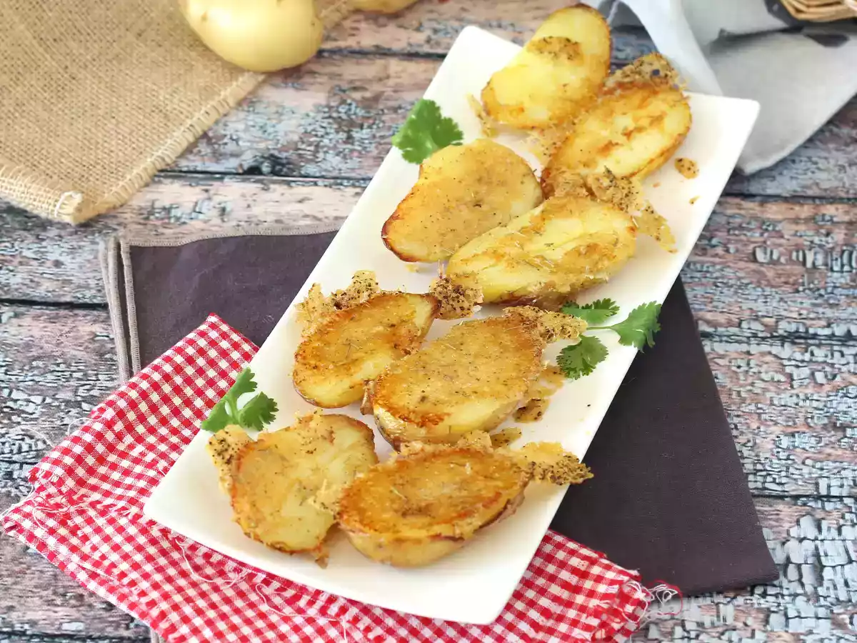 Pommes de terre croustillantes au parmesan, la recette économique que tout le monde adore ! - photo 3