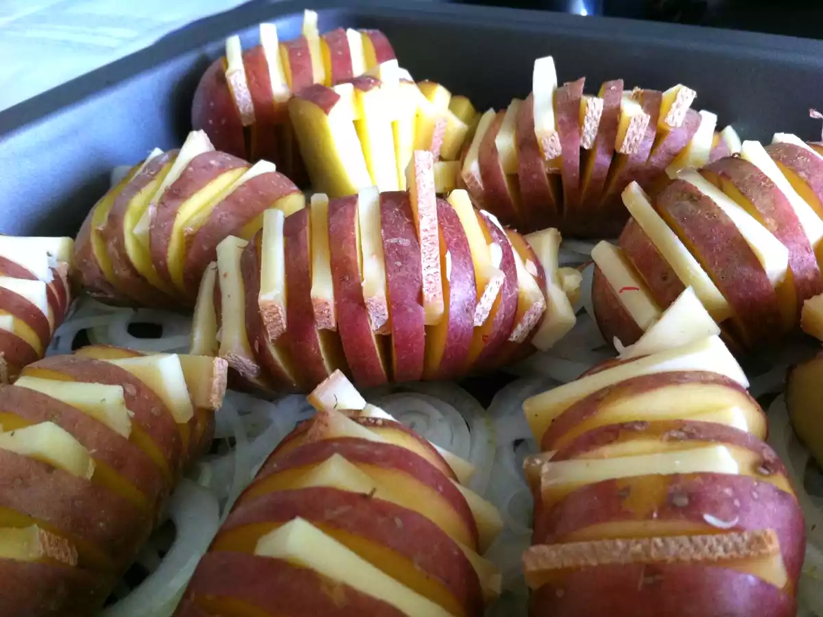 POMMES DE TERRE FACON TARTIFLETTE -