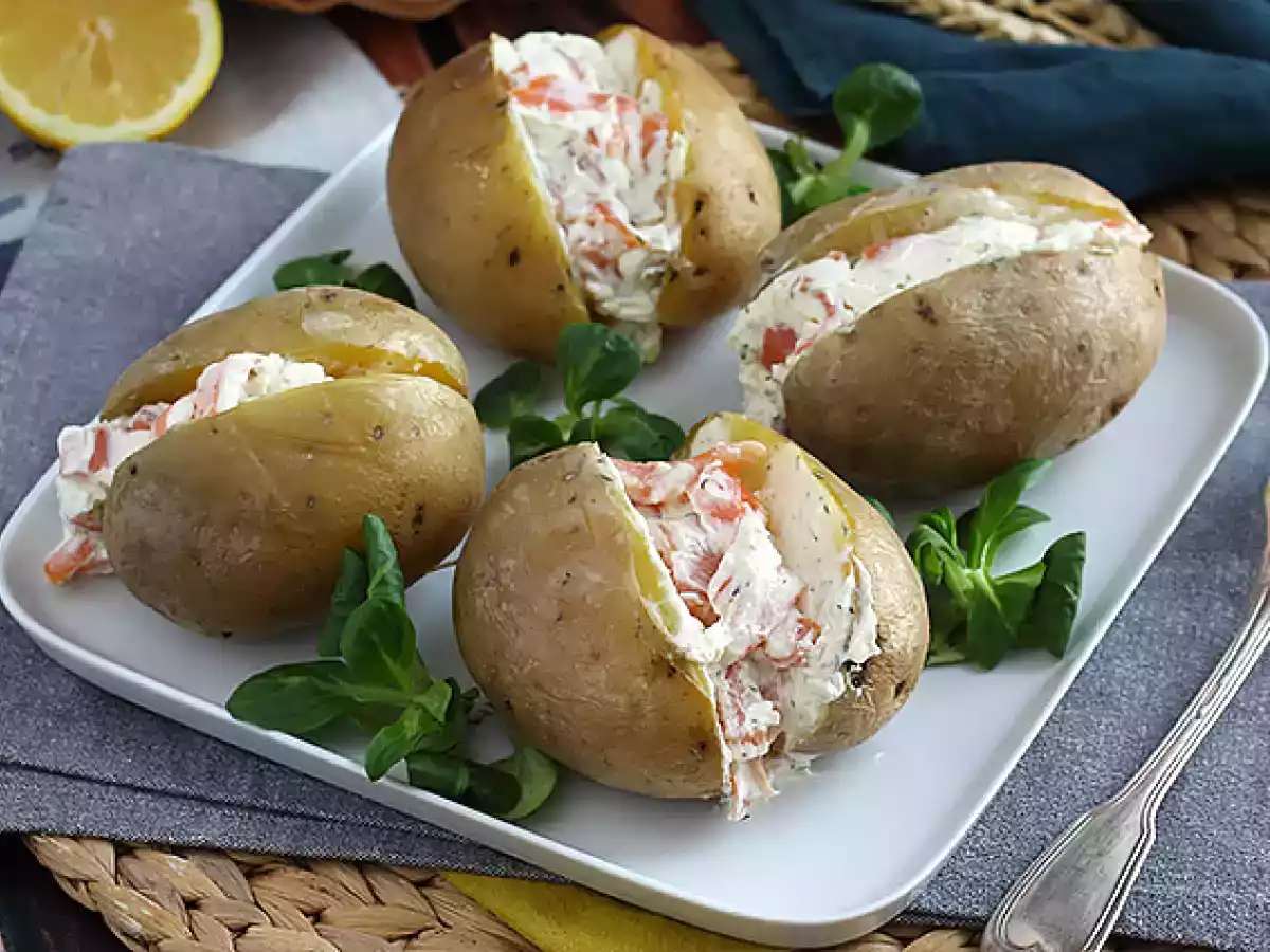Pommes de terre farcies au saumon fumé et fromage frais - photo 2