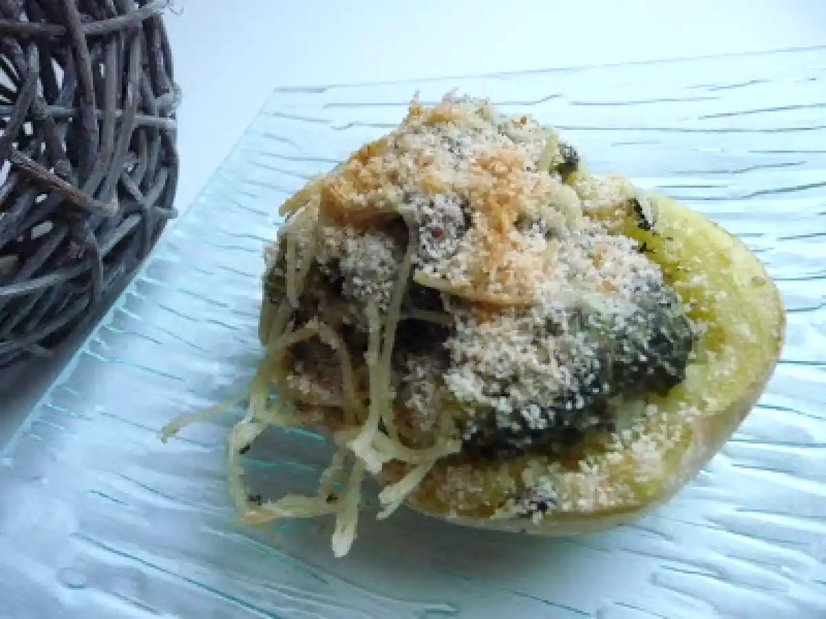Pommes de terre farcies aux épinards