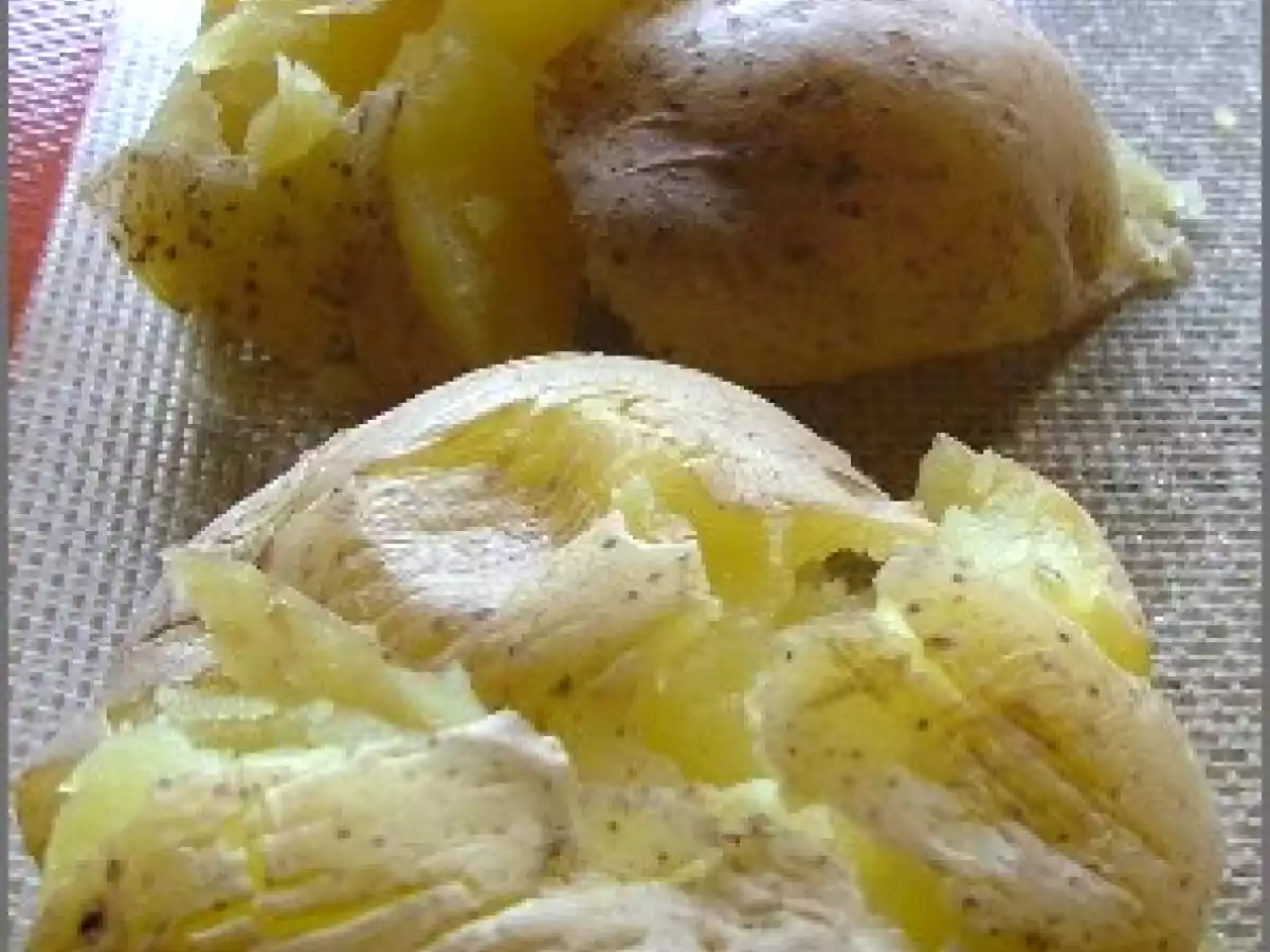 Pommes de terre frappées, au thym & à l'huile d'olive - photo 3