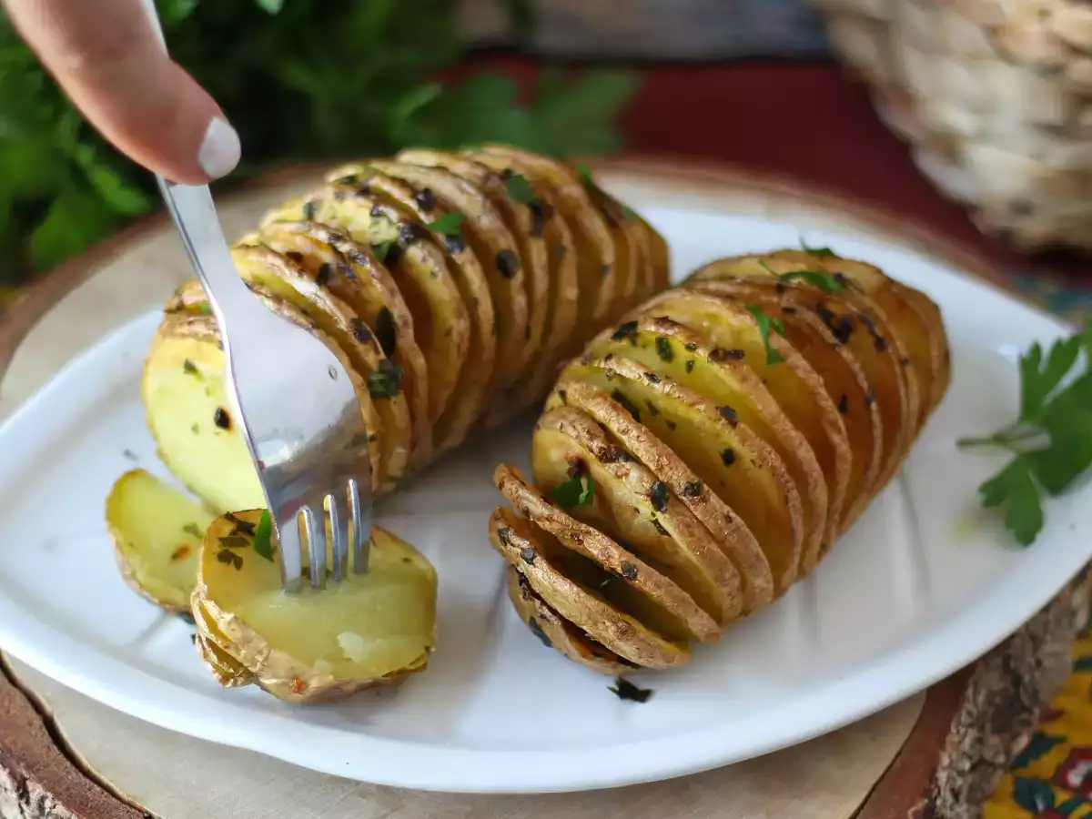 Pommes de terre Hasselback au air fryer : croustillantes, fondantes et ultra faciles ! - photo 5