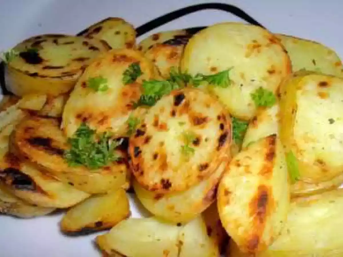 Pommes de Terre Sautées au Romarin, Persil & Fleur de Sel