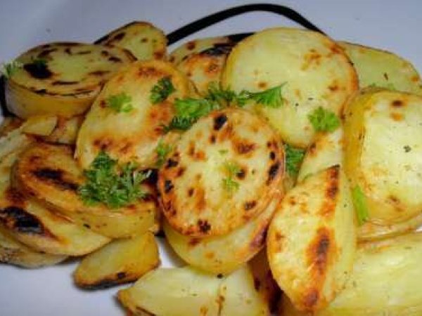 Pommes De Terre Sautees Au Romarin Persil Fleur De Sel Recette