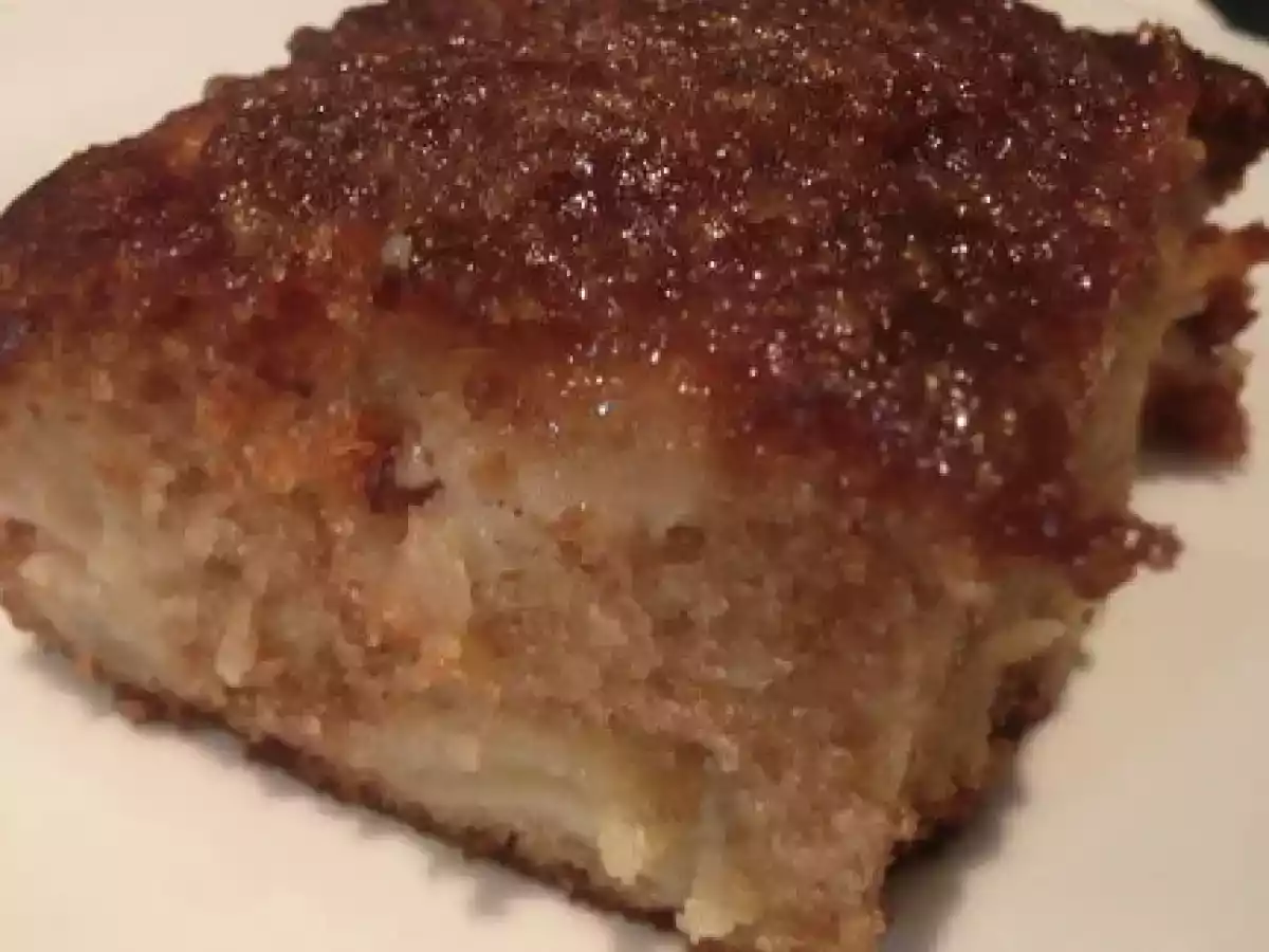 Pommes, huile de noix et caramel croustillant, pour un gâteau d'automne.