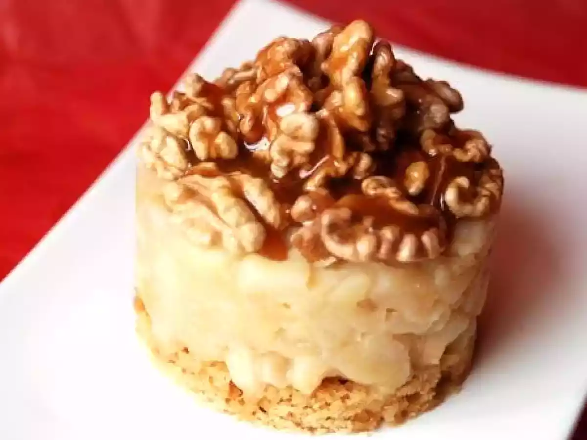 Pommes sur pain d'épices, noix et caramel au beurre salé - photo 3