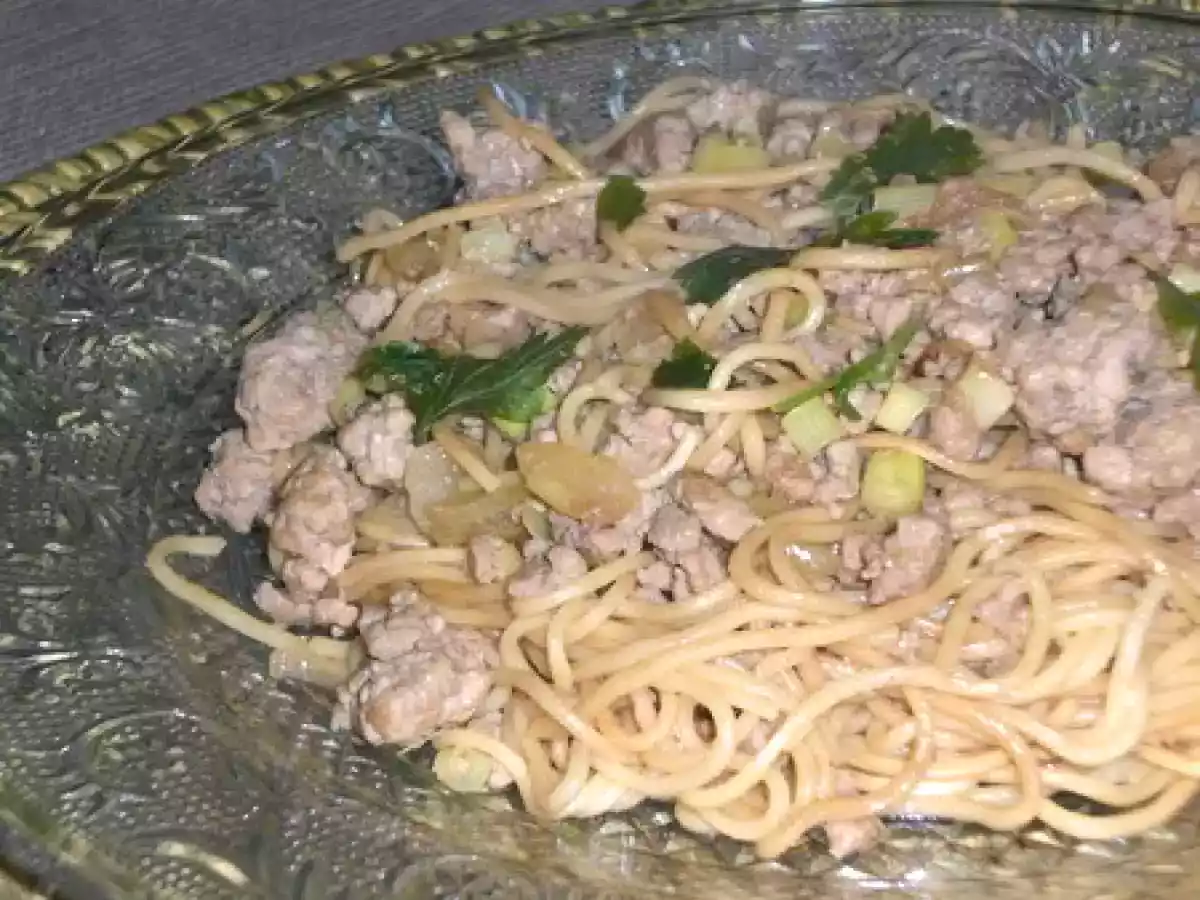 Porc haché à la citronnelle et ses nouilles chinoises