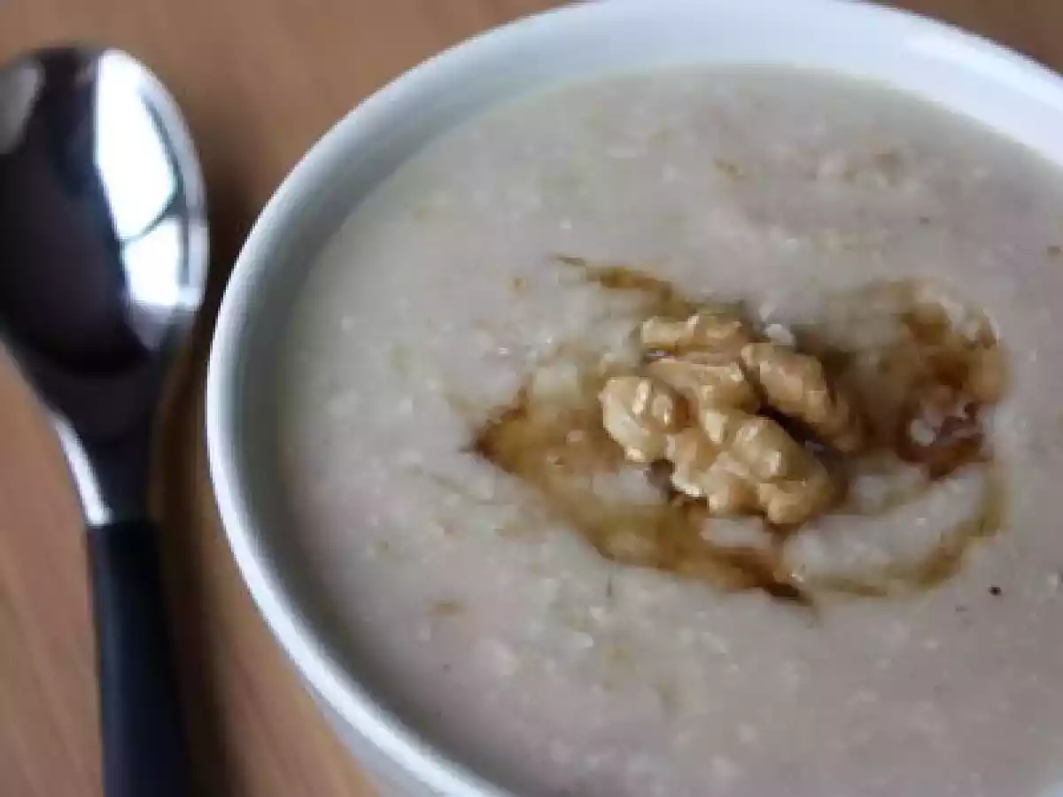 Porridge aux noix et au miel
