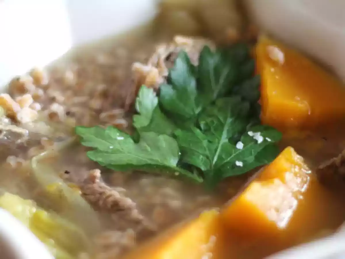 Pot au feu revisité avec de l'orge perlé, du butternut