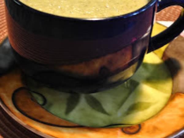 Potage au brocoli et aux pommes