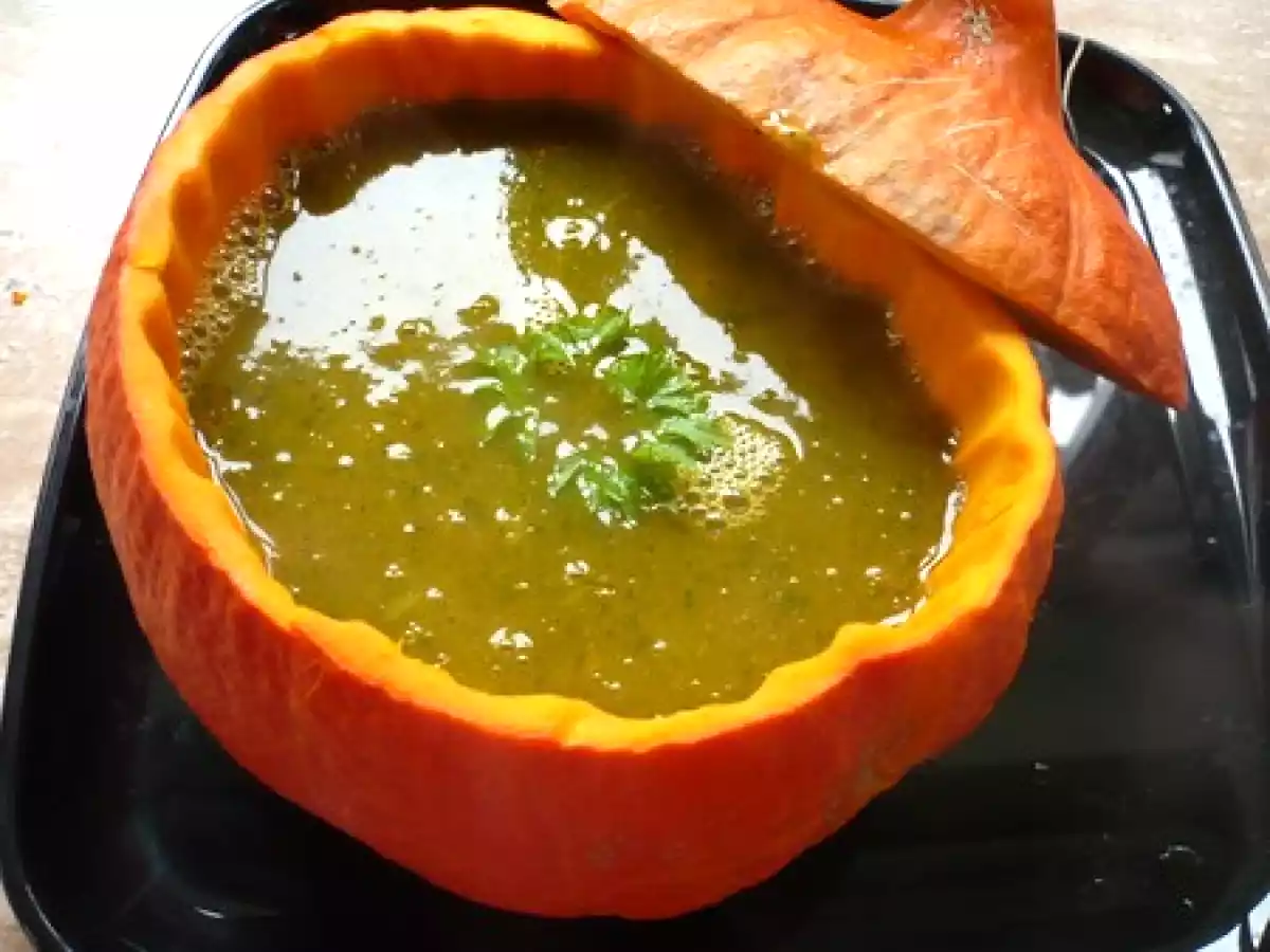 Potage au potimarron et cerfeuil et colis de zoé - photo 2