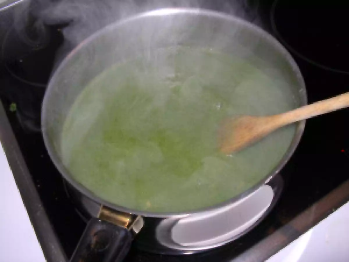 Potage aux tiges d'oignons primeurs et au reblochon - photo 3