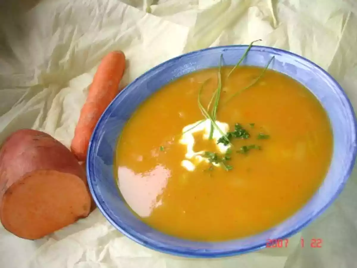 Potage carottes/patates douces aux poireaux