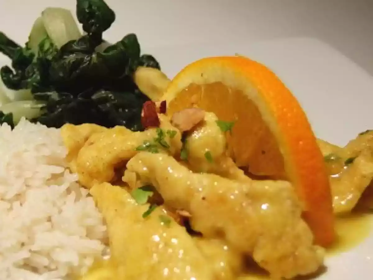 Poulet à l'orange, au cari et aux amandes
