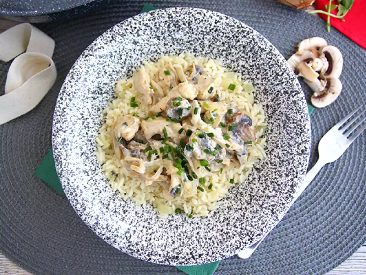 Poulet à la crème et aux champignons