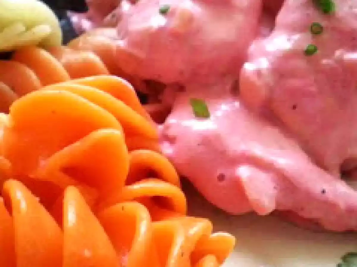 POULET à la MOUTARDE ROSE au cassis et PâTES colorées - photo 2