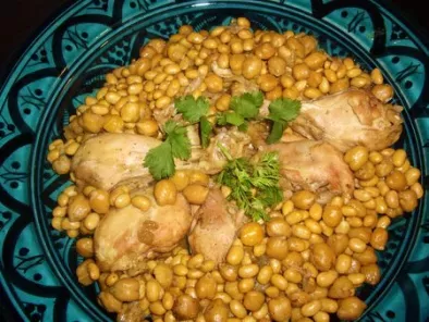 Poulet aux figues et graines de soja à la marocaine