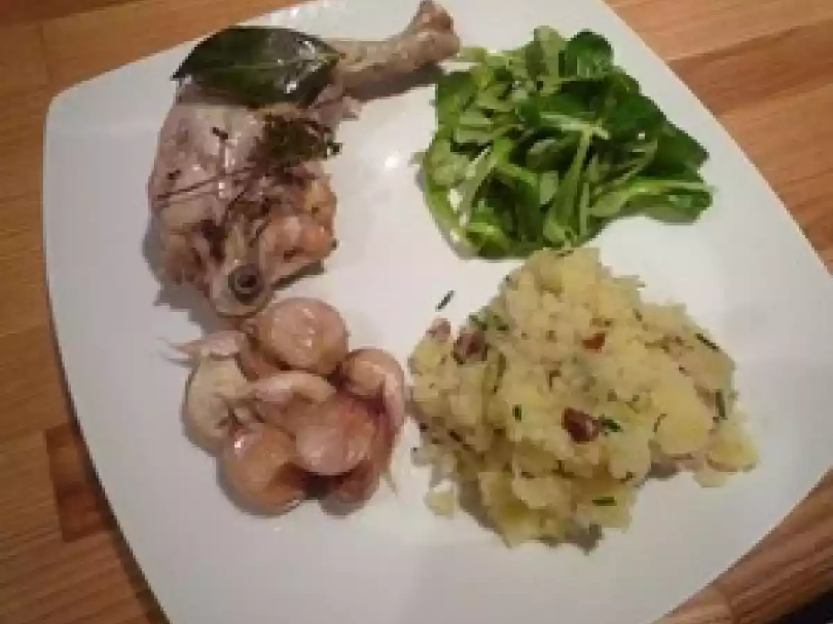 POULET AUX GOUSSES D'AIL ET SON ECRASE DE POMMES DE TERRE..... - photo 2
