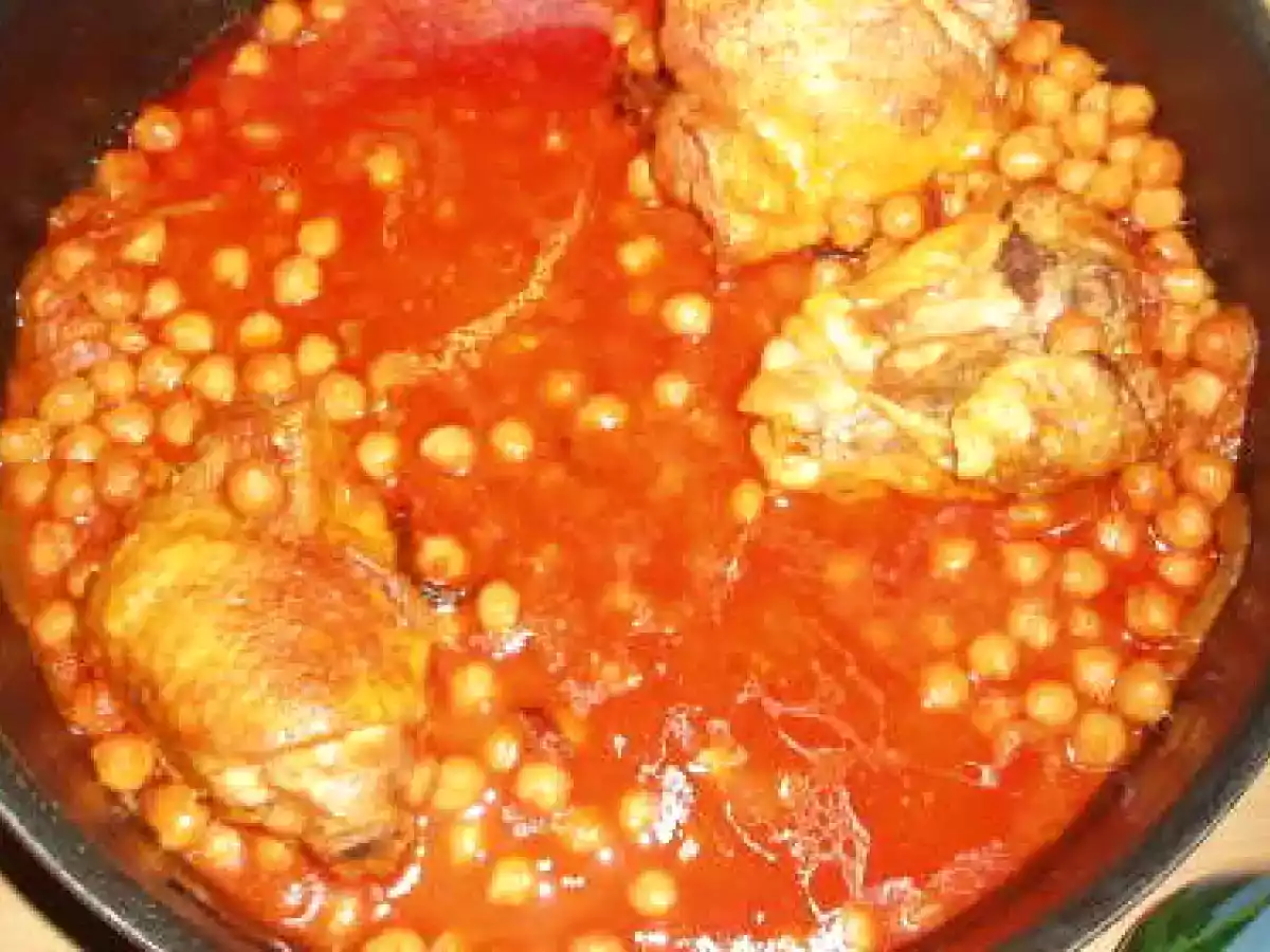 Poulet et pois chiches au curry