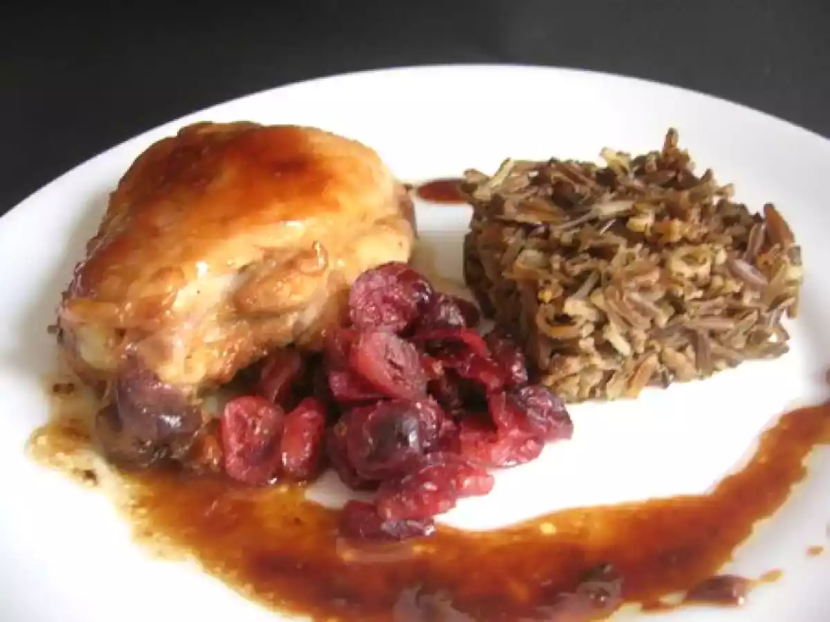 Poulet façon US au sirop d'érable et cranberries, riz sauvage du Minnesota
