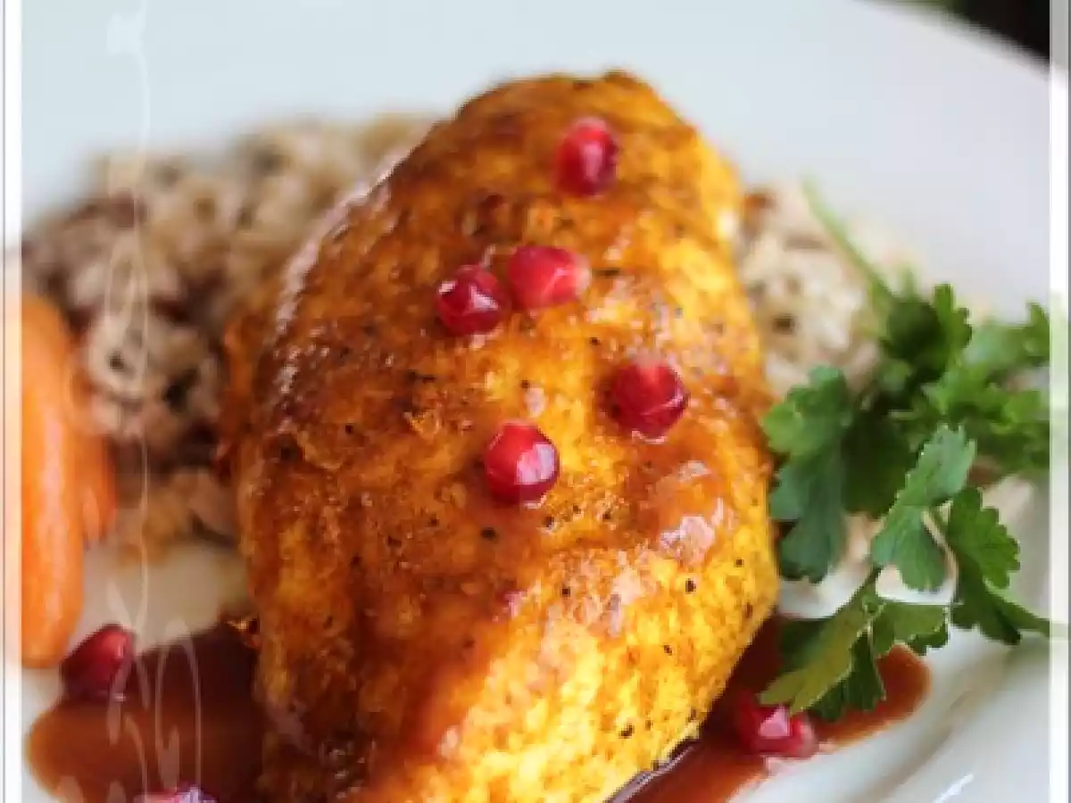 Poulet rôti façon persane avec sa sauce aux noix de grenoble et à la grenade