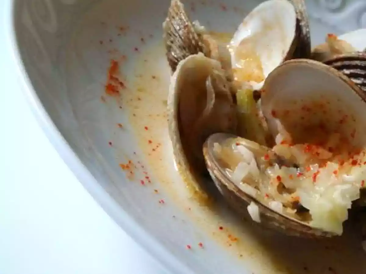 Praires au fenouil et au piment d'espelette