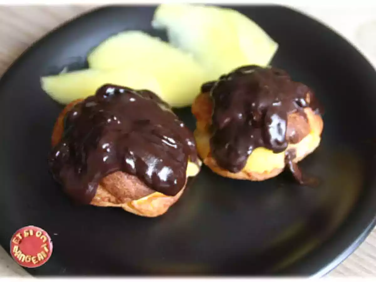 Profiteroles à la mangue