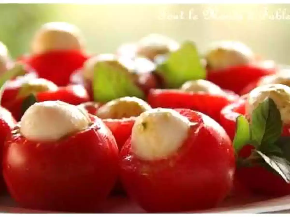 Profitéroles tomates-mozzarella au coulis de pistou - photo 2