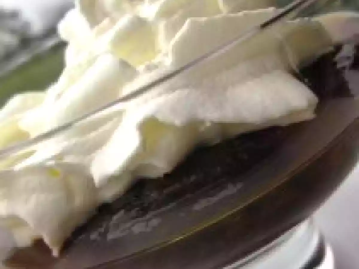 Pruneaux au porto et chantilly