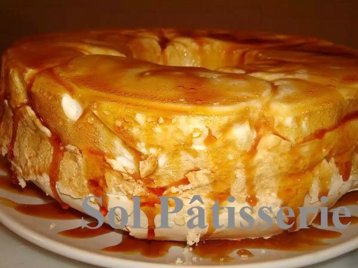 Pudding Molotoff ou Ile Flottant.