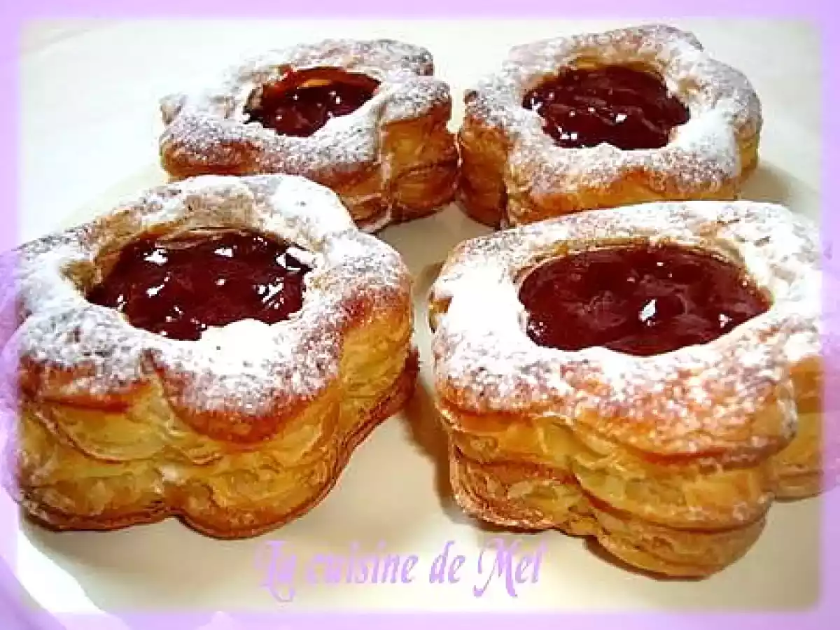 PUITS FEUILLETES A LA CONFITURE