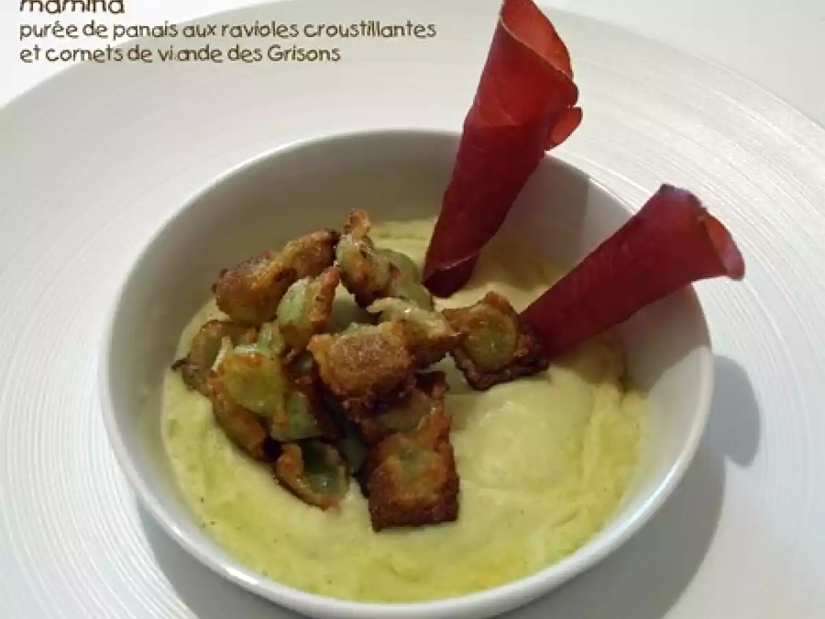 Purée de panais au croustillant de ravioles et viande des Grisons, ou au foie gras