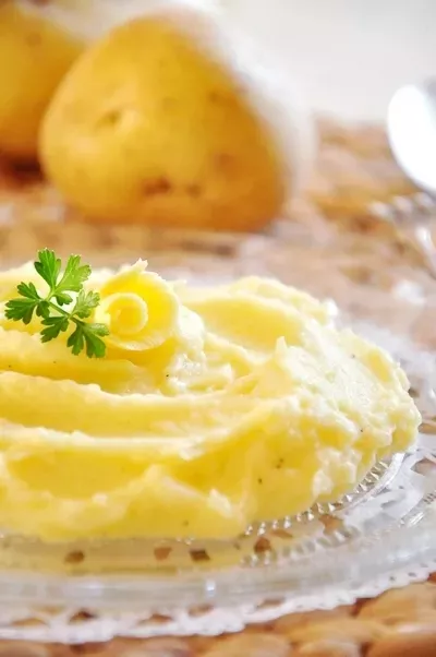 Ecrasée de pommes de terre au beurre demi-sel