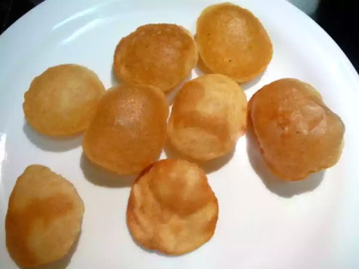 Puri, pain croustillant pour du street-food indien