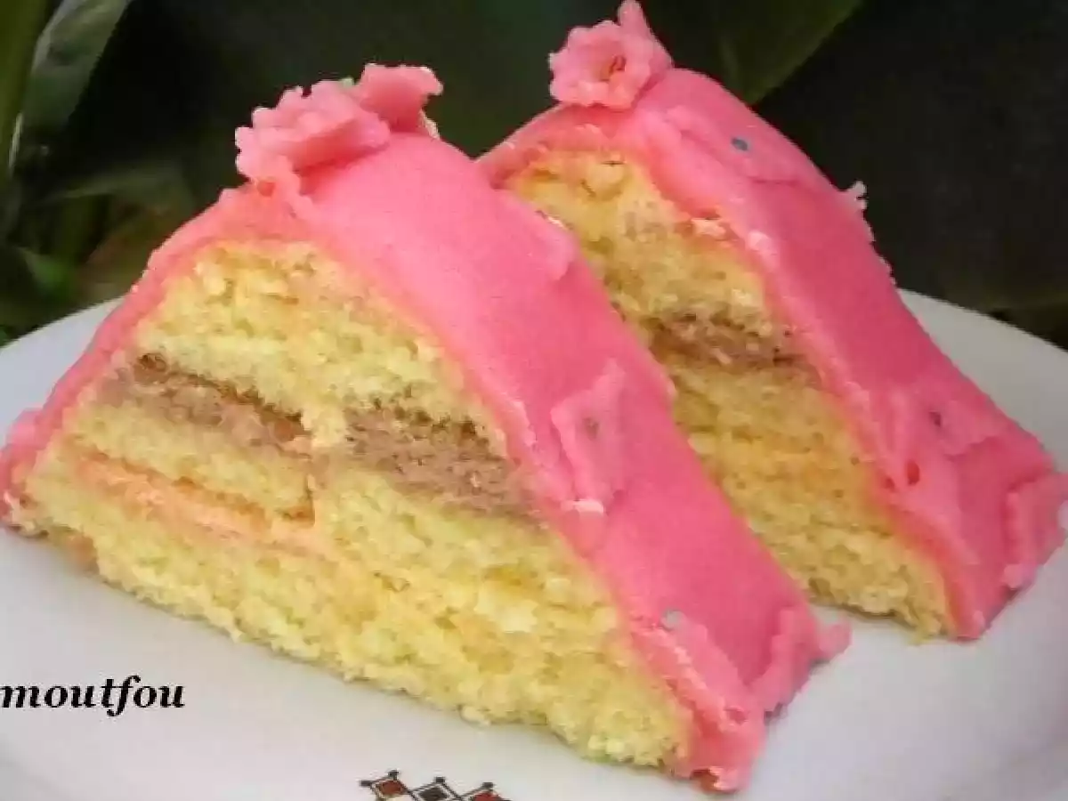 Pyramide au massepain