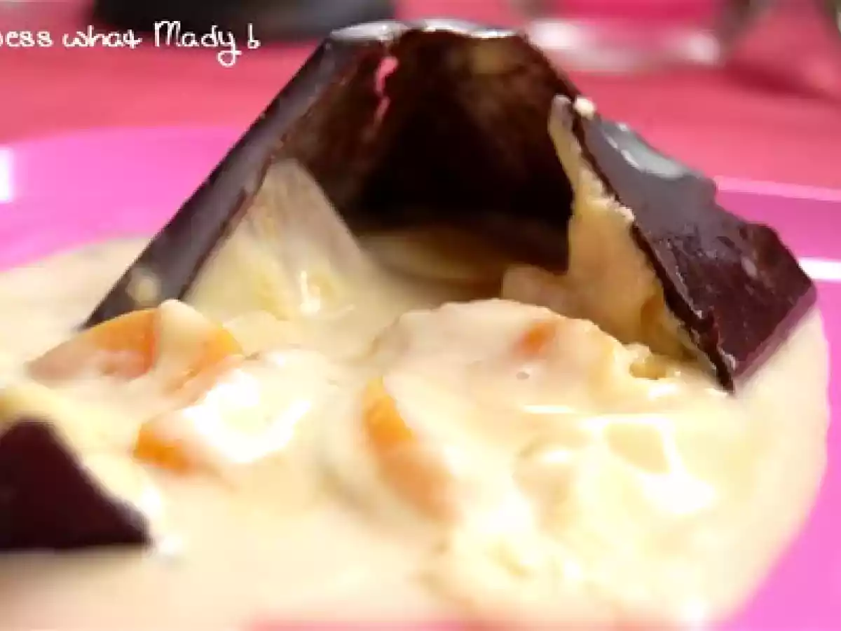 Pyramide croquante de chocolat noir et son intérieur coulant - photo 4