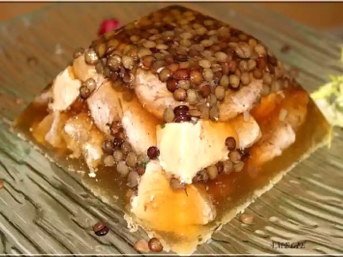 PYRAMIDE DE FOIE GRAS AUX LENTILLES ET CAILLE - photo 2