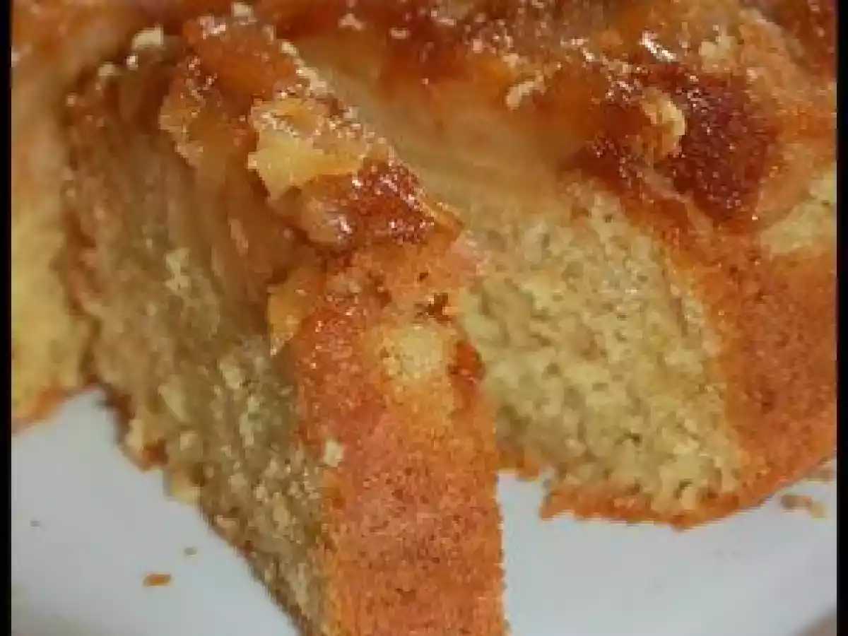 Quatre quart au pommes caramélisées