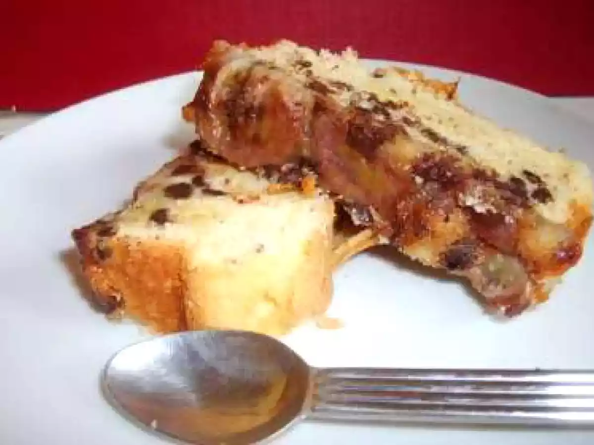 Quatre-quarts façon tatin bananes et pépites de chocolat