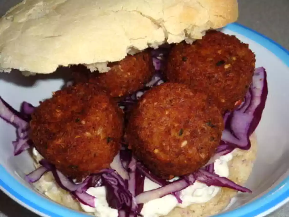 Que faire avec des buns maison ... ou le hamburger minute aux falafels