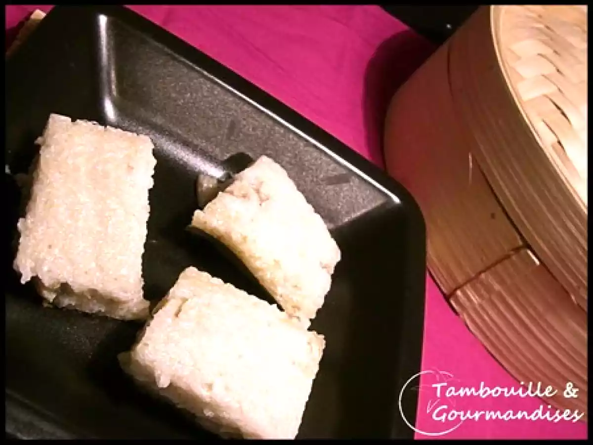 Que faire avec une feuille bananier? Un tit gateau de riz coco-banane bien sur!