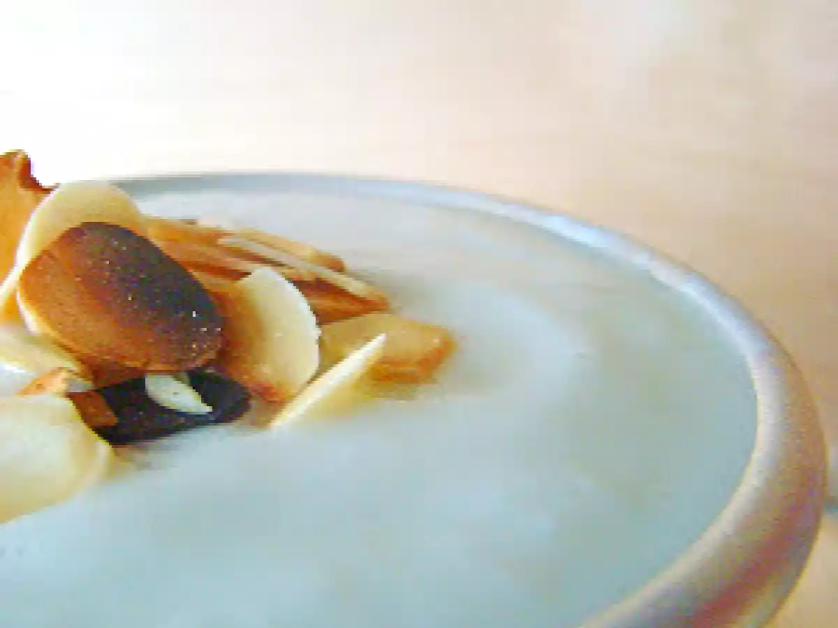 Quelques topinambours et du lait d'amandes pour un veloute tout doux... - photo 2