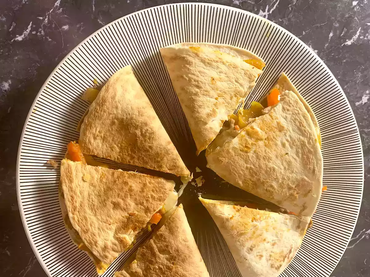 Quesadillas au boeuf et aux poivrons